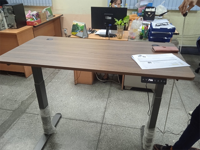 Bàn nâng hạ NH102 - ảnh 2