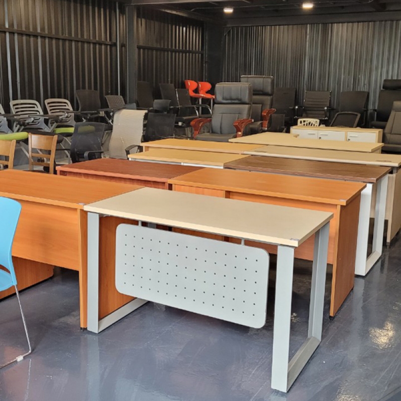 Bàn nhân viên HR120SC5 - ảnh 1
