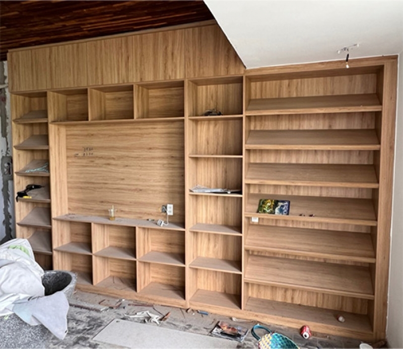 Tủ sách kiêm kệ tivi - ảnh 2