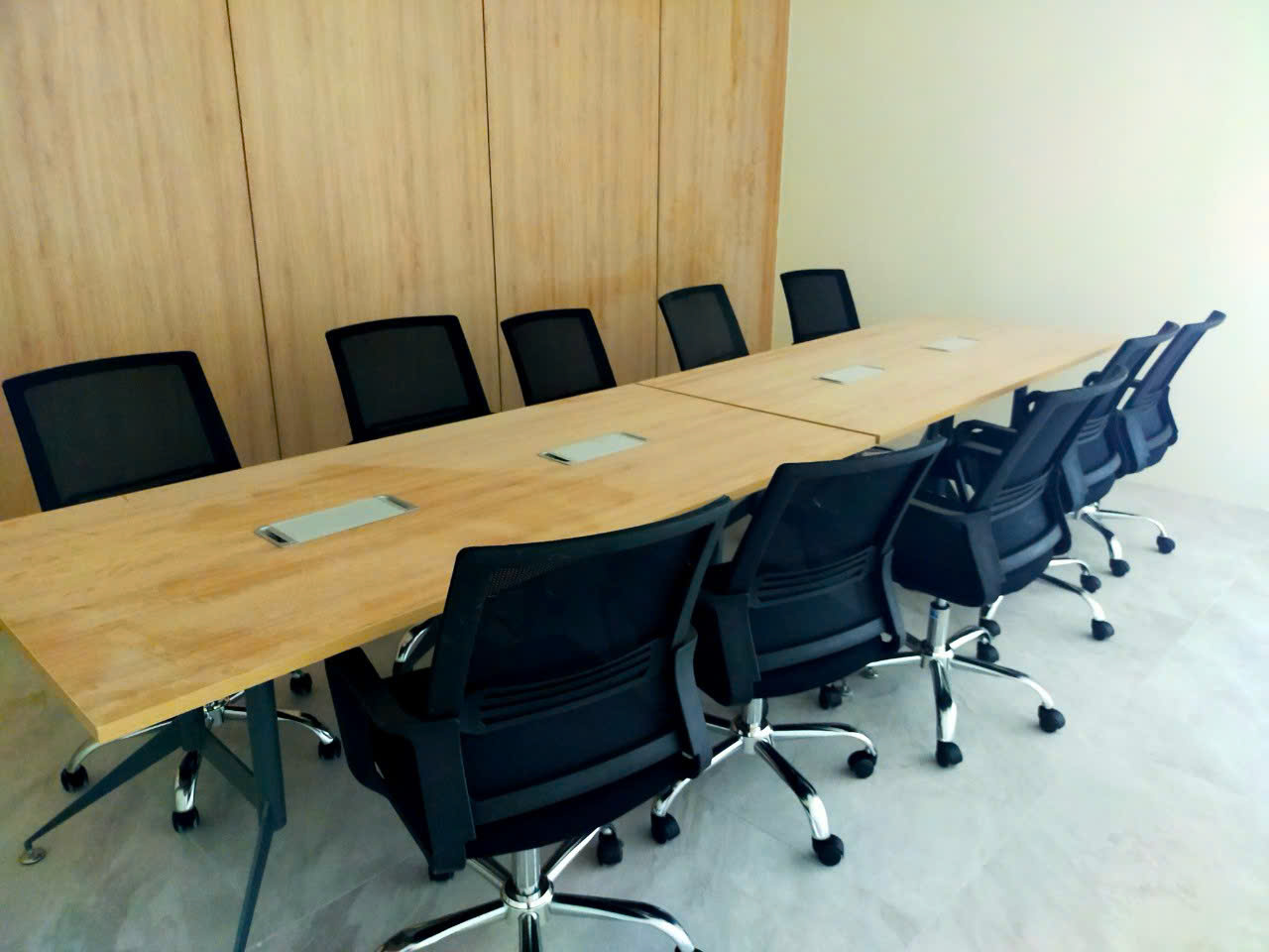 Cập nhật báo giá thiết kế thi công văn phòng 2025 chi tiết – trọn gói – minh bạch. Miễn phí thiết kế khi ký hợp đồng thi công. Nội thất Thanh Liêm chuyên thi công văn phòng đẹp, hiện đại tại Đồng Nai, TP.HCM, Bình Dương